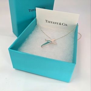 RARE Tiffany Jumbo Paloma Picasso Kiss 925 Sterling Silver Necklace
